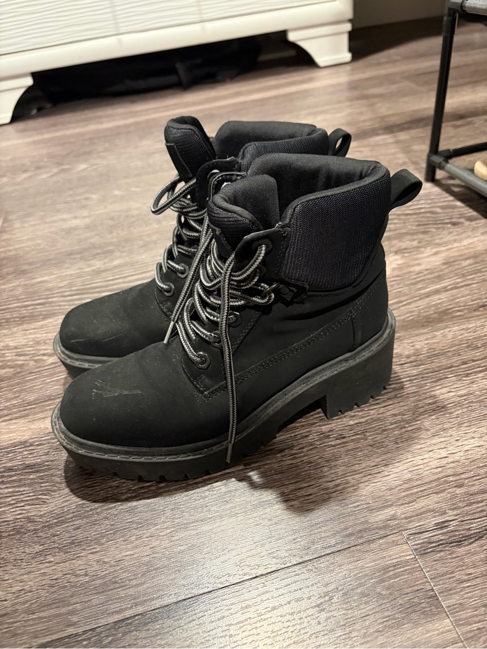 Kendall & Kylie Black Women's Lace-Up Suede Boots